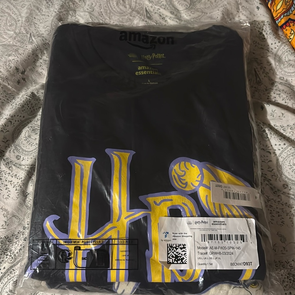 Amazon pajamas size large men’s Harry Potter